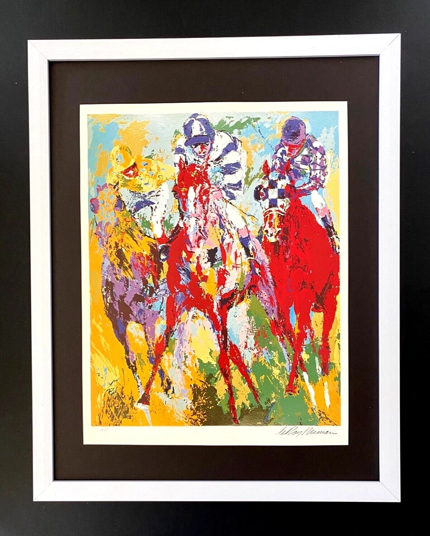 LEROY NEIMAN + HORSE RACING VINTAGE 1990'S SIGNED PRINT FRAMED: We have for Sale this LEROY NEIMAN AWESOME 1990'S PRINT ON PAPER " HORSE RACING " SIGNED ON THE PLATE FULL OF COLOR PRINT SIZE OF THE PRINT: 10 X 8 in FRAME COVERS AN AREA OF 15 X 11 in MOUNTED AND FR