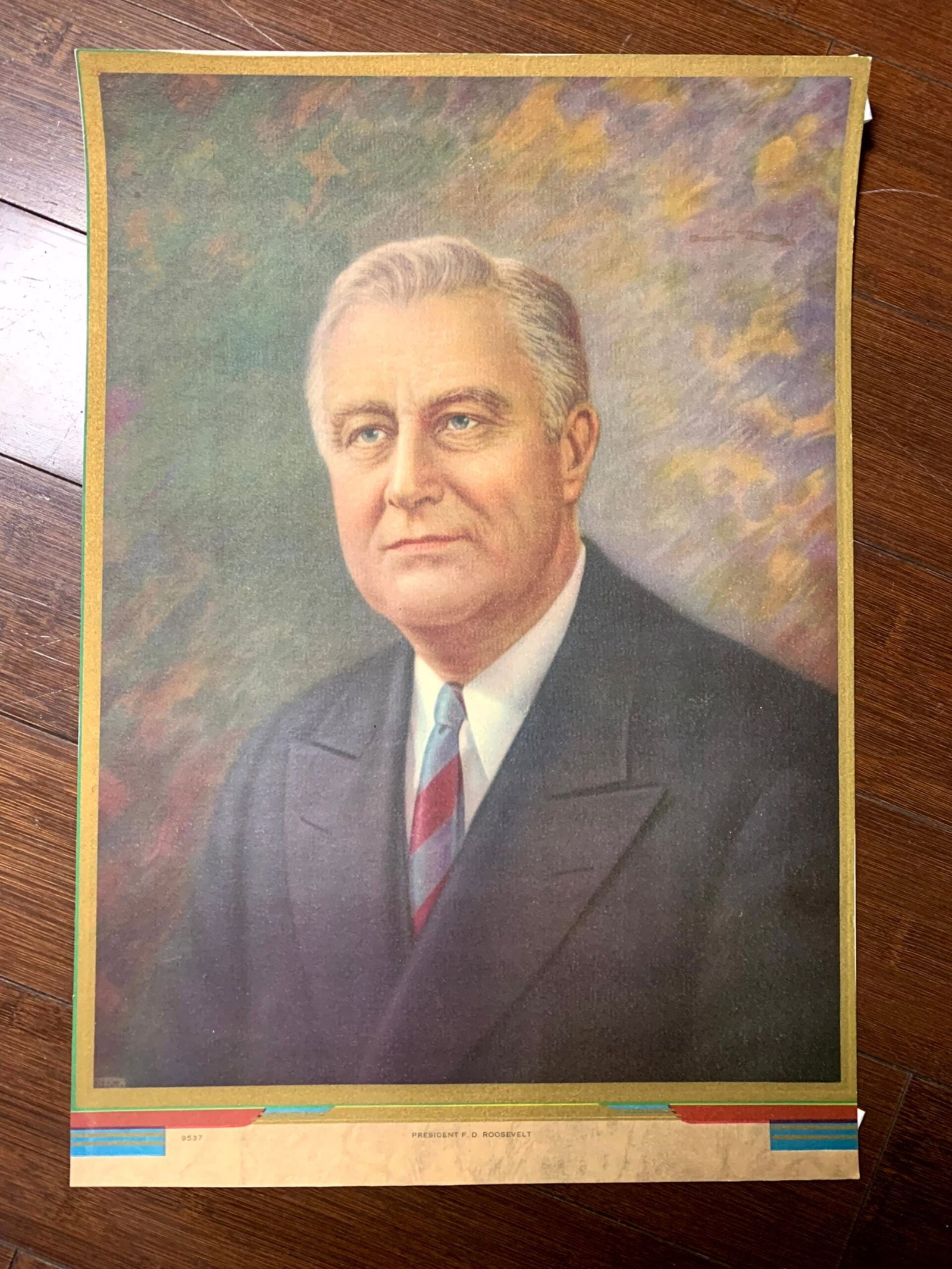Presidential Portrait Bundle x6 - Roosevelt & More (1937) 12.25"x17.5" US Presidential Lithograph: Presidential Portrait Bundle x6 - Roosevelt & More (1937) 12.25"x17.5" US Presidential Lithograph Portraits Reserve: $383 Shipping: Domestic: Flat-rate of $42 to anywhere within the contiguous U.S. In