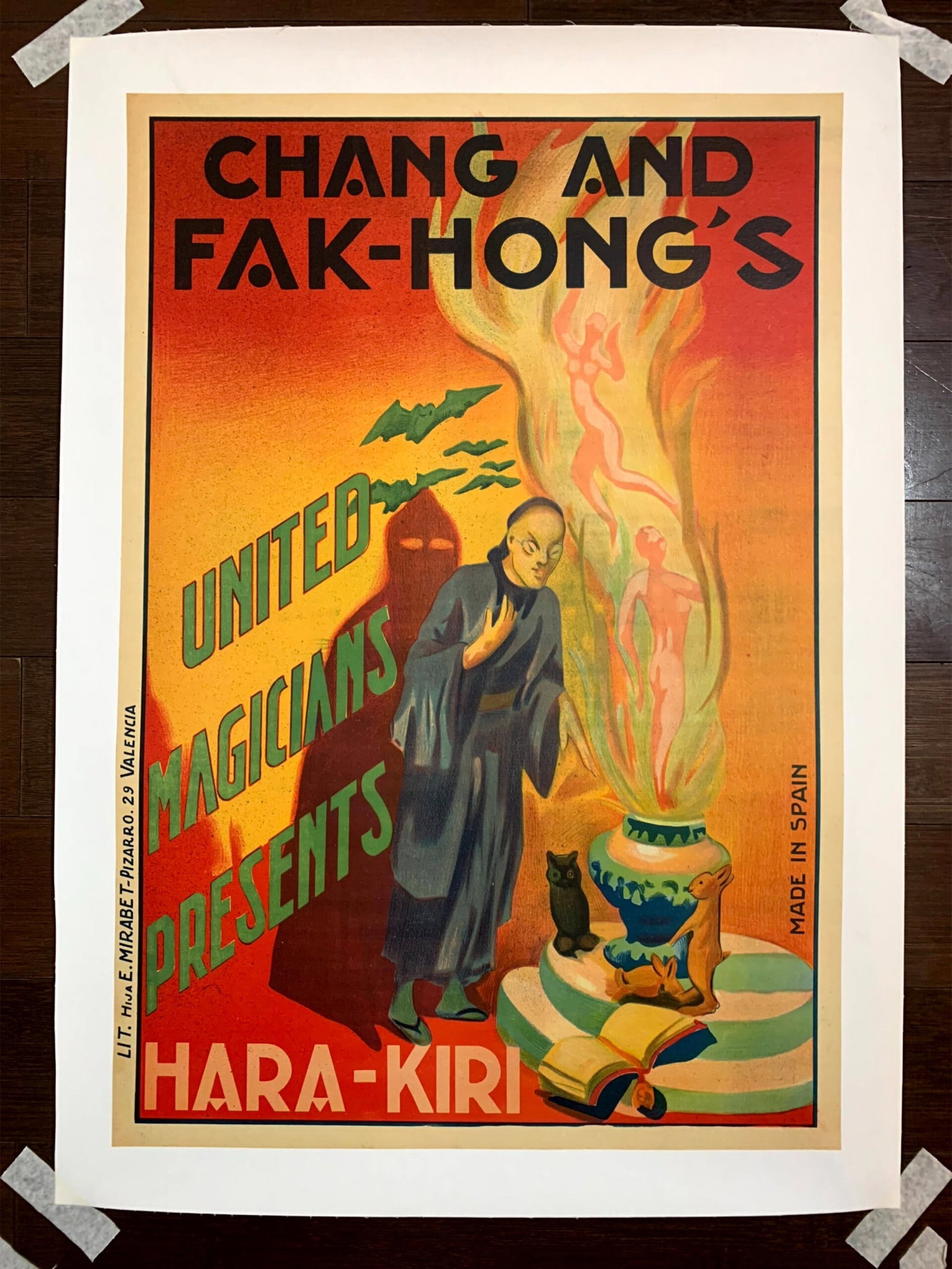 Chang and Fak-Hong - Hari Kiri (1923) 17x25 Spanish Magic Poster LB: Chang and Fak-Hong - Hari Kiri (1923) 17x25 Spanish Magic Poster LB Reserve: $336 Shipping: Domestic: Flat-rate of $42 to anywhere within the contiguous U.S. International: Foreign shipping rates are