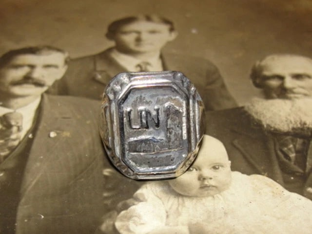 Antiqued Sterling Silver Rectangular United Nations Ring World War II 2: Title:Antiqued Sterling Silver Rectangular United Nations Ring World War II 2 Description:With Independence Day the 4th of July 2010, comes the debut of the beginning of my 8th collection of men's
