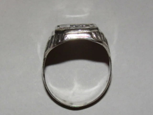 Antiqued Sterling Silver Rectangular United Nations Ring World War II 2 - 4