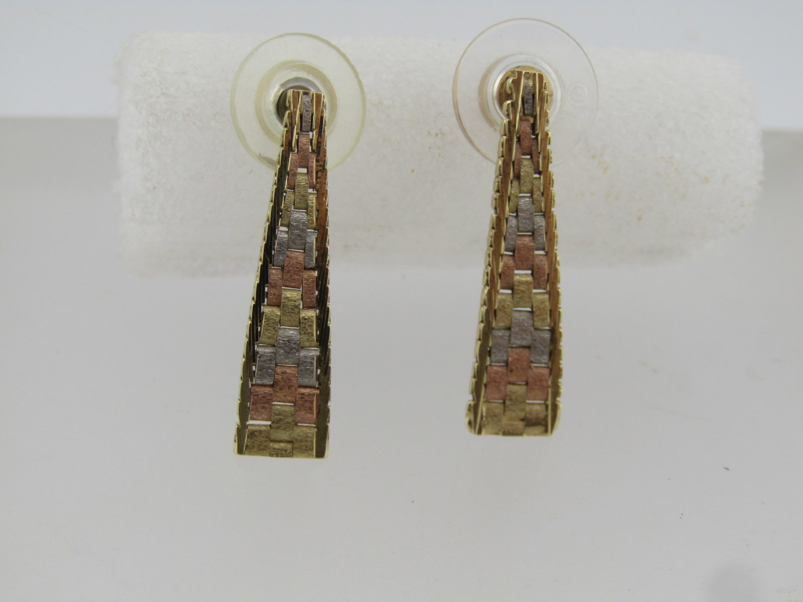 Vintage 14kt Tri Color Drop Woven Earrings, Pierced, 1980's-1990's: Title:Vintage 14kt Tri Color Drop Woven Earrings, Pierced, 1980's-1990's Description:Vintage 14kt Tri Color Drop Woven Earrings, Pierced, 1980's-1990's. The earrings are appx. 1.25" long. These