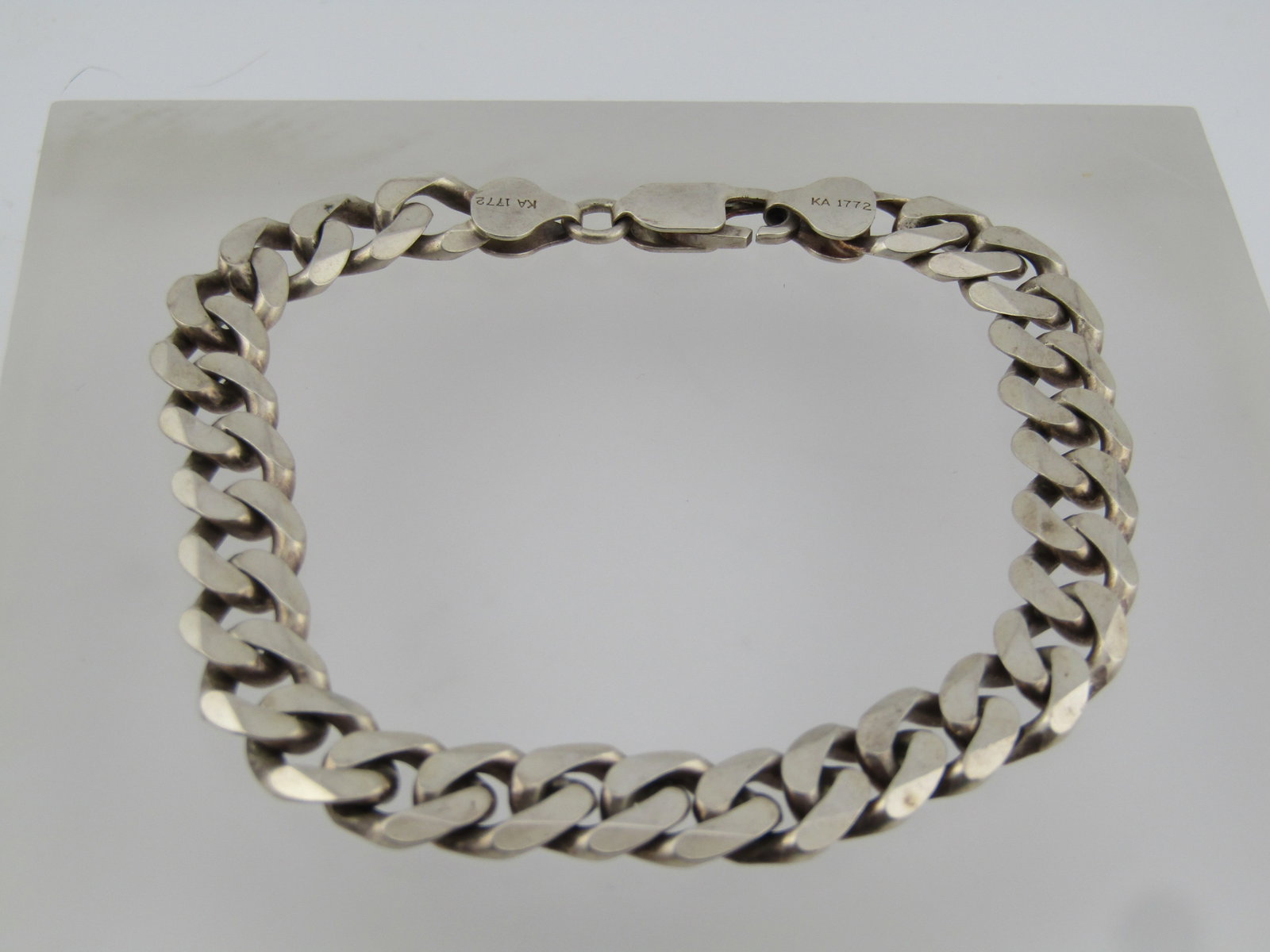 Vintage Sterling 9mm Cuban Curb Bracelet, 9.25", Signed, 1980's: Title:Vintage Sterling 9mm Cuban Curb Bracelet, 9.25", Signed, 1980's Description:Vintage Sterling 9mm Cuban Curb Bracelet, 9.25", Signed, 1980's. Men's/Unisex. This is signed KA 1772. It is marked .9