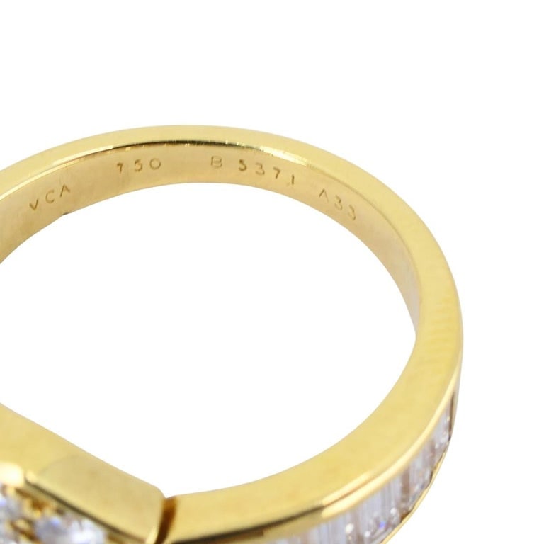 Van Cleef & Arpels 18K Gold Diamond Bypass Ring - 4