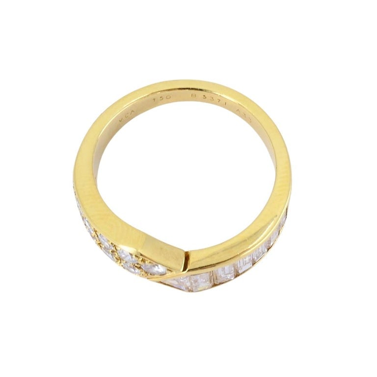 Van Cleef & Arpels 18K Gold Diamond Bypass Ring - 7