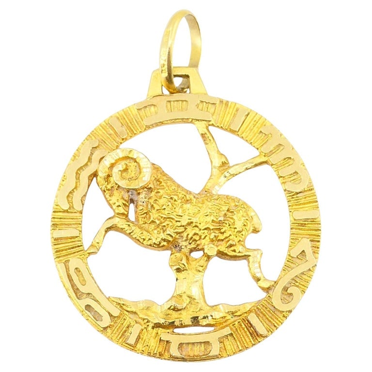 Vintage 18k Gold Aries Astrological Zodiac Pendant: Title: Vintage 18k Gold Aries Astrological Zodiac Pendant Description: An Aries pendant, crafted in 18K yellow gold. The pendant is open-work and features a finely detailed ram, the traditional symbol