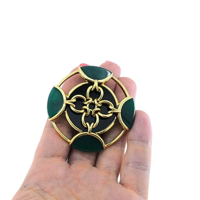 Vintage Tiffany & Co. Brooch Chrysoprase 18k Gold Onyx - 2