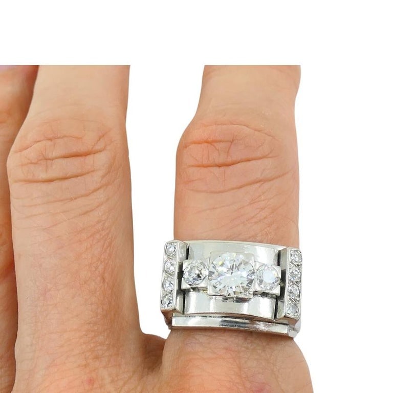 Vintage Platinum Diamond Ring Tank Design - 9