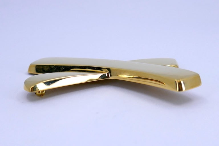 Tiffany & Co Love Kiss by Paloma Picasso 18K Gold Large X Brooch - 2