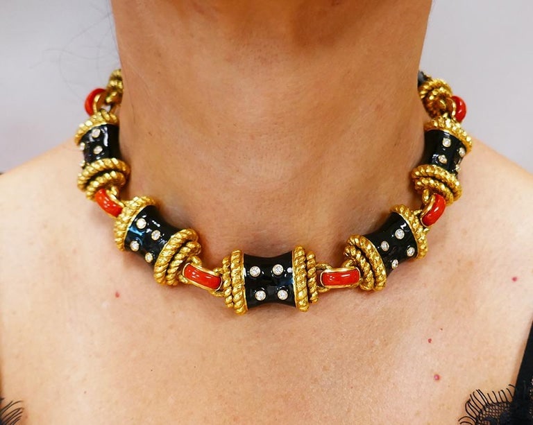 David Webb Gold Necklace Black Enamel Diamond Coral Stud Estate Jewelry - 2