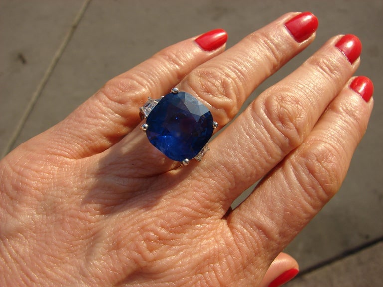 19.02 Carat Ceylon Natural No Heat Certified Sapphire Diamond Ring - 9