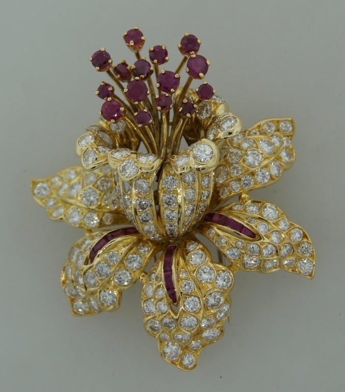 RENE BOIVIN Diamond Ruby & Yellow Gold Tremblant Brooch Pin - 9