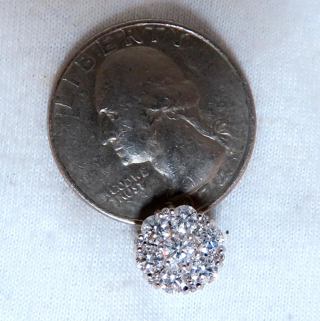 1.50ct. natural round diamond cluster earrings 14 karat - 2