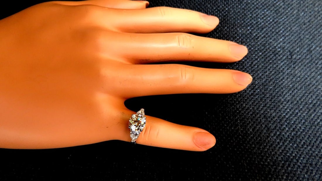 GIA Certified 1.91ct Natural European Cut Diamond Ring 14kt - 5