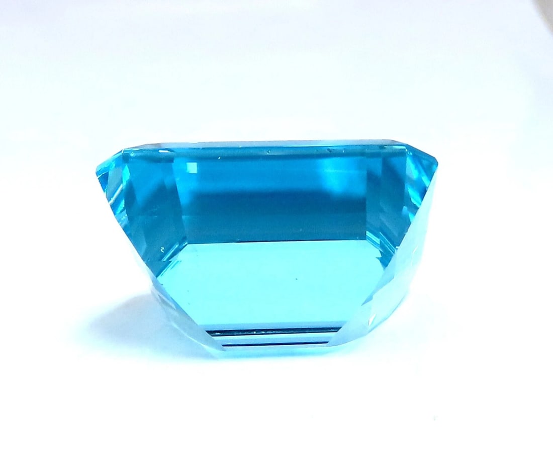 GIA Certified 46.87ct Natural Blue Emerald Cut Aquamarine Magnificent - 4