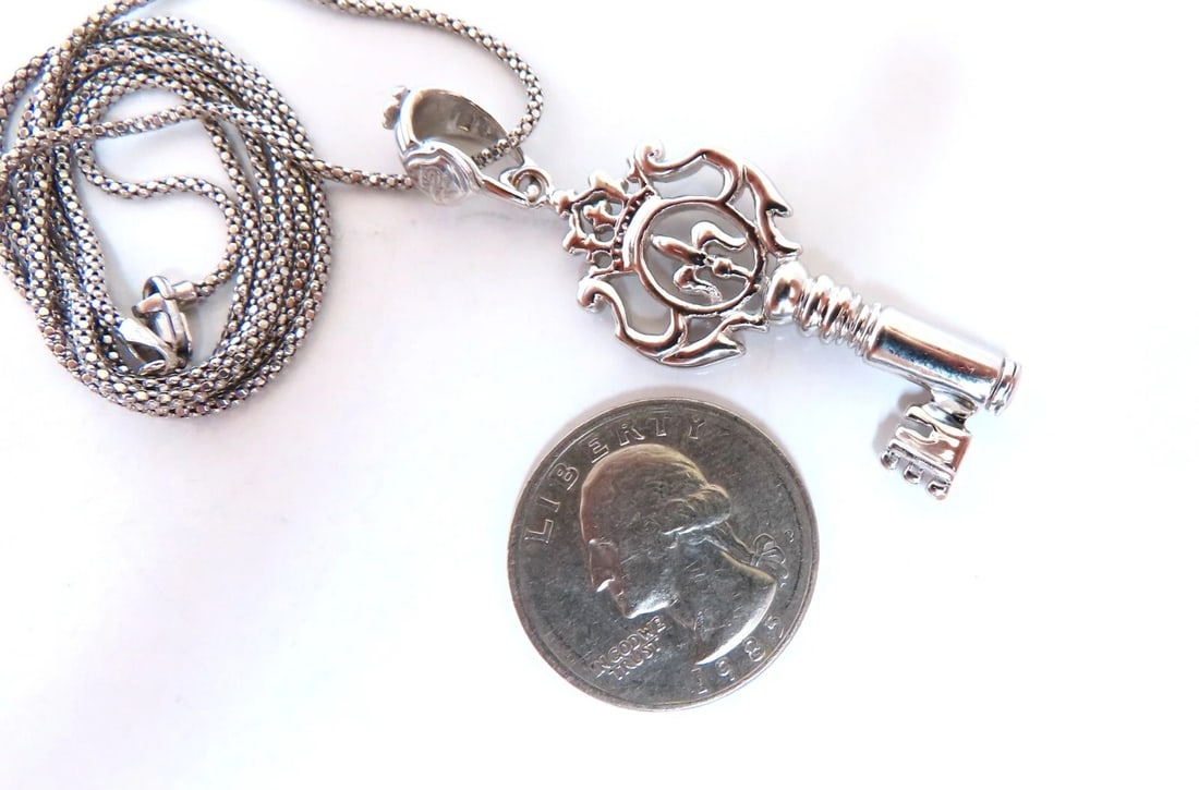 14kt Gold Key charm necklace - 2
