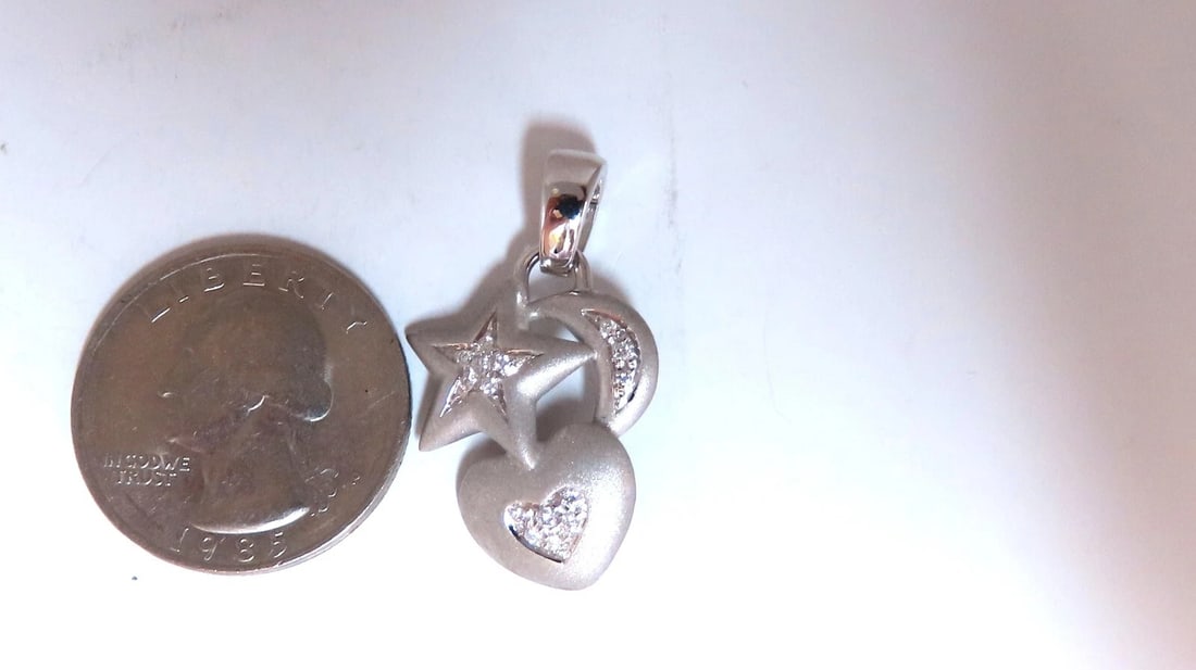 .24ct Heart stars moon Natural diamonds pendant 18 karat - 2