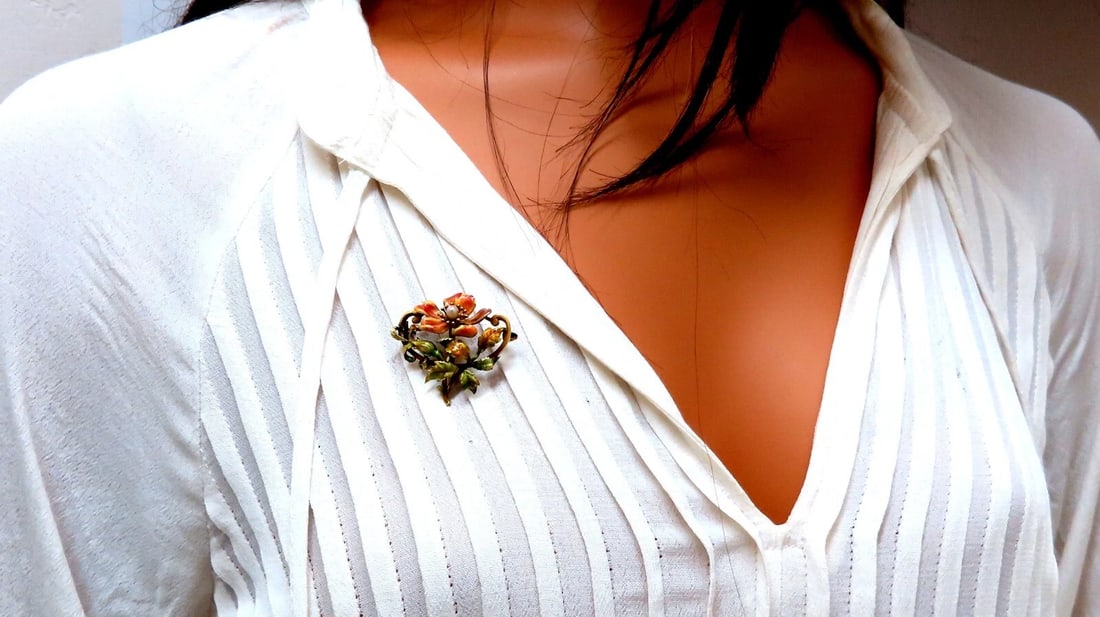 Vintage Enamel Flower Pin Seed Pearl 18kt - 6