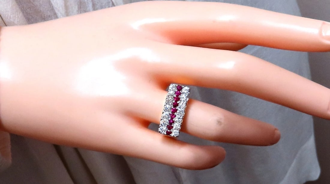 1.58ct natural rubies and diamonds ring Flat band 14kt - 7