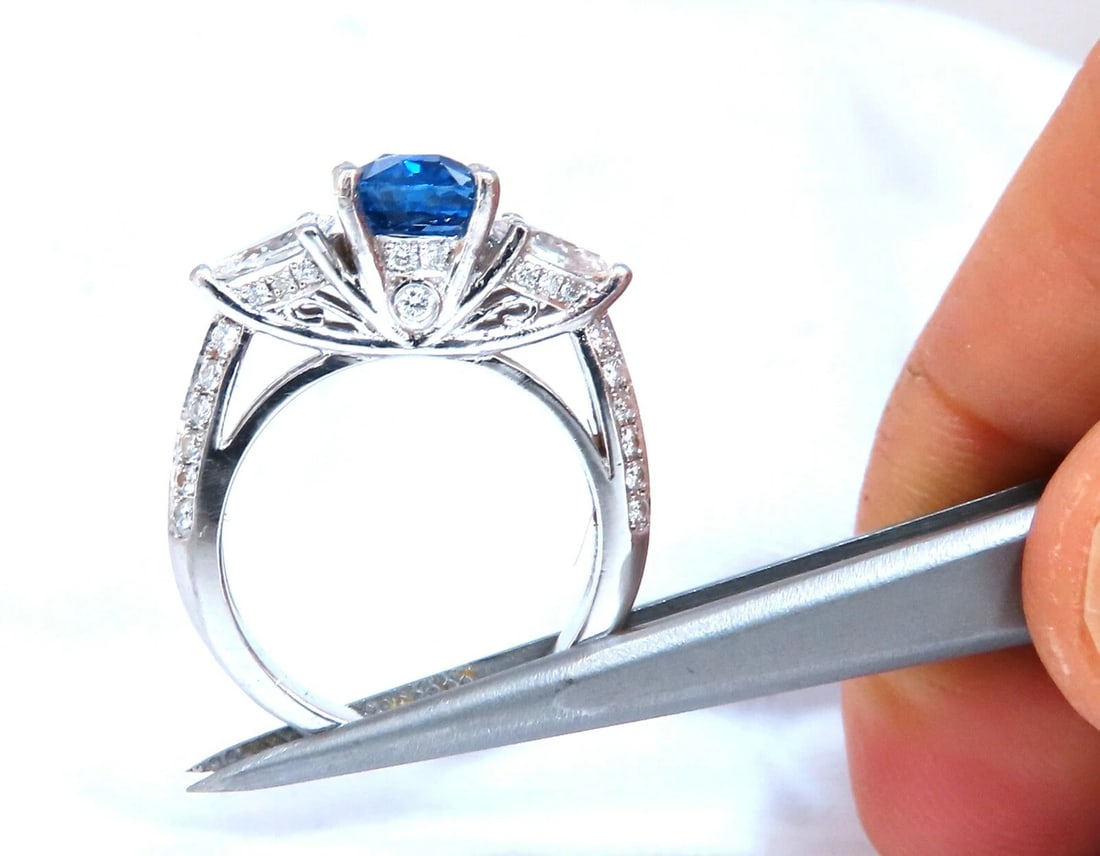 GIA Certified 2.13ct Natural Sapphire Diamonds Ring Platinum - 4