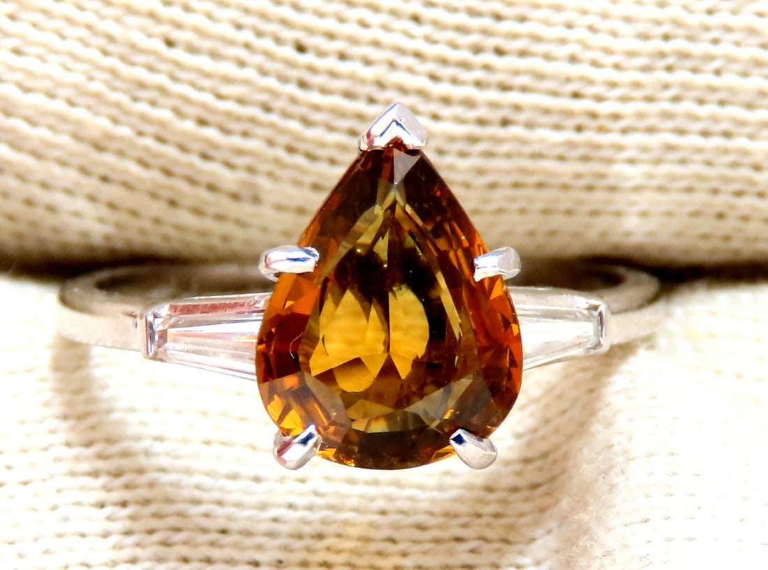 GIA Certified 2.36ct Natural Yellow Natural Sapphire Diamonds Ring Platinum - 4