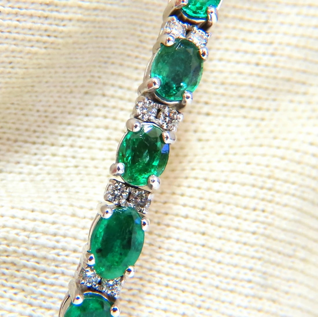 7ct Natural Emerald Diamond Bangle Bracelet 14kt White Gold - 3