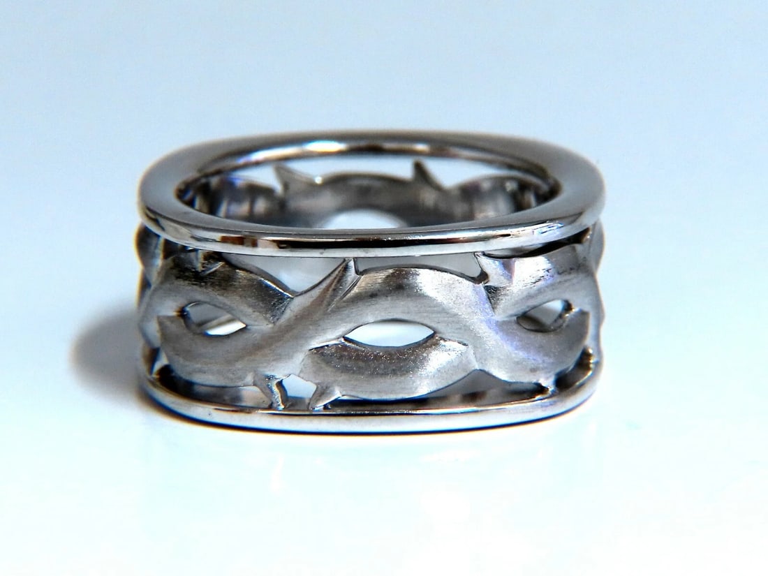 Goth Eternity Vine wrap satin Band 18kt Gold: Title: Goth Eternity Vine wrap satin Band 18kt Gold Description: Eternity Vine wreath satin band 10.7mm wide Depth: 2.6mm 18 karat white gold. 15.8 Grams ....*. Reserve: $2,760.00 <