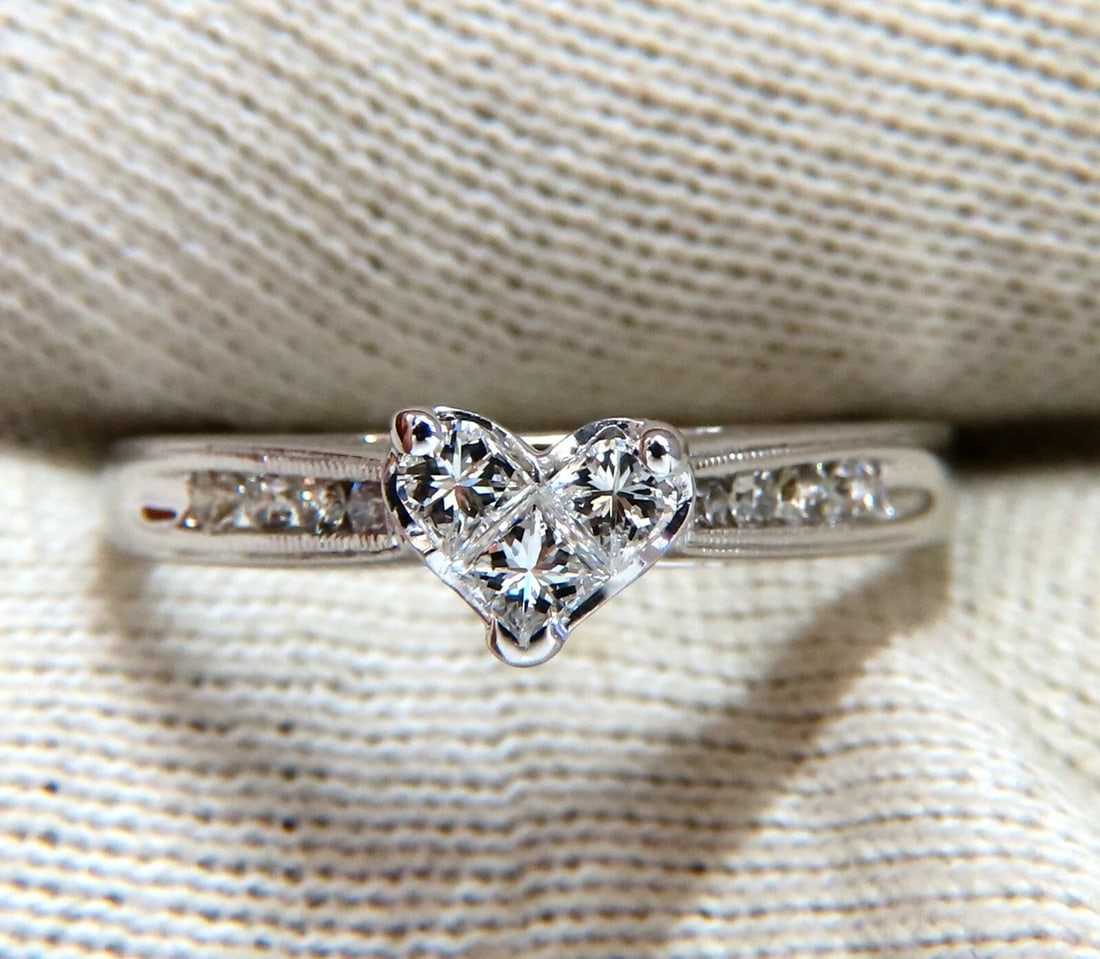 .60ct Natural Diamonds Princess & Round Raised Cluster Ring 14kt - 4