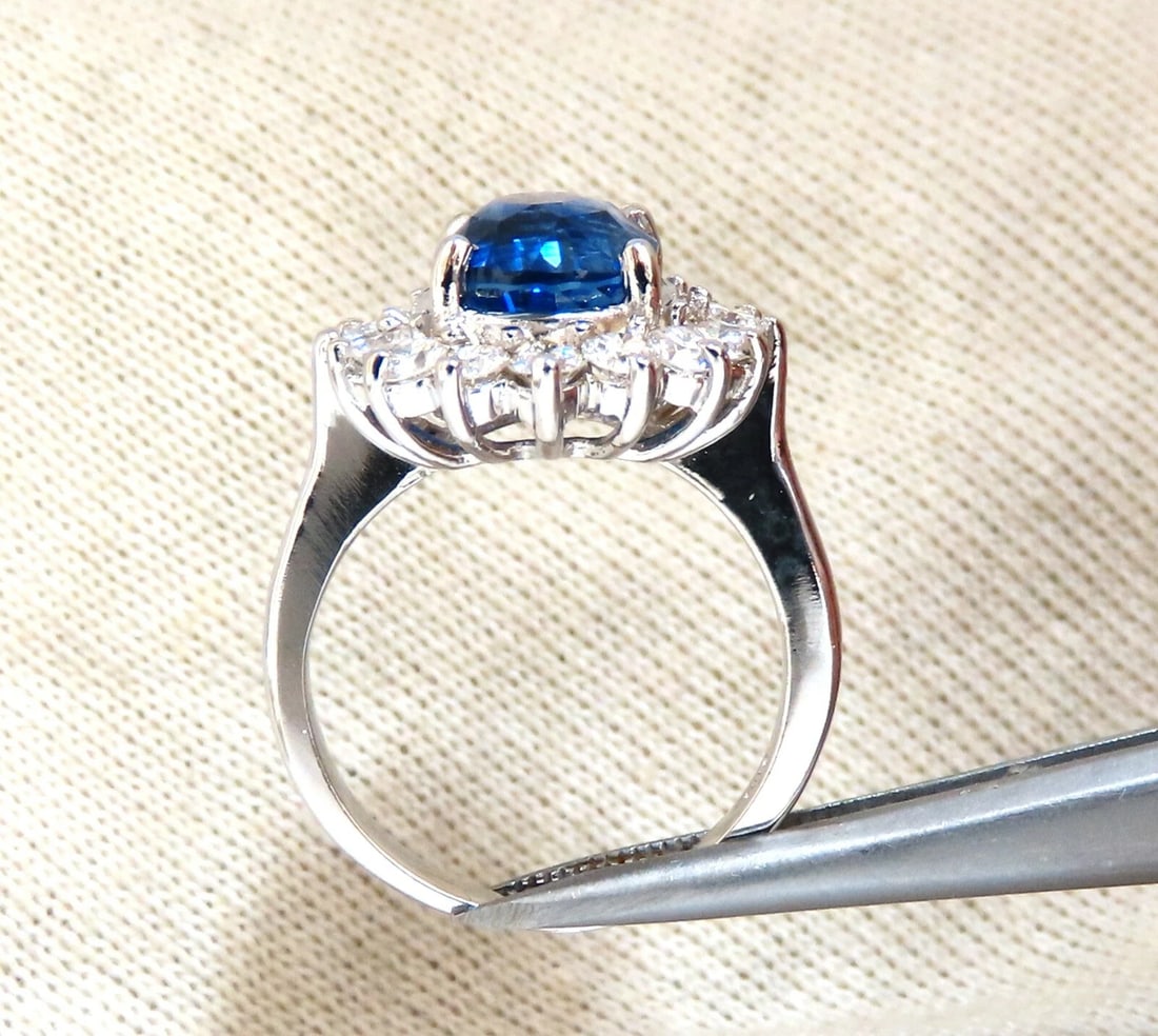 GIA Certified 4.08ct Natural Madagascar Sapphire Diamond Ring 14 Karat - 3