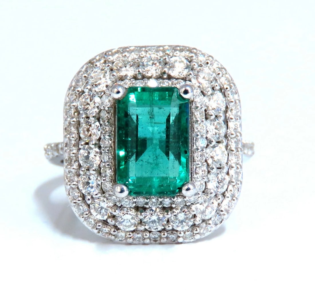2.70ct Natural Emerald 2.10ct Diamonds Cluster Halo Ring 14kt Fine Select - 2
