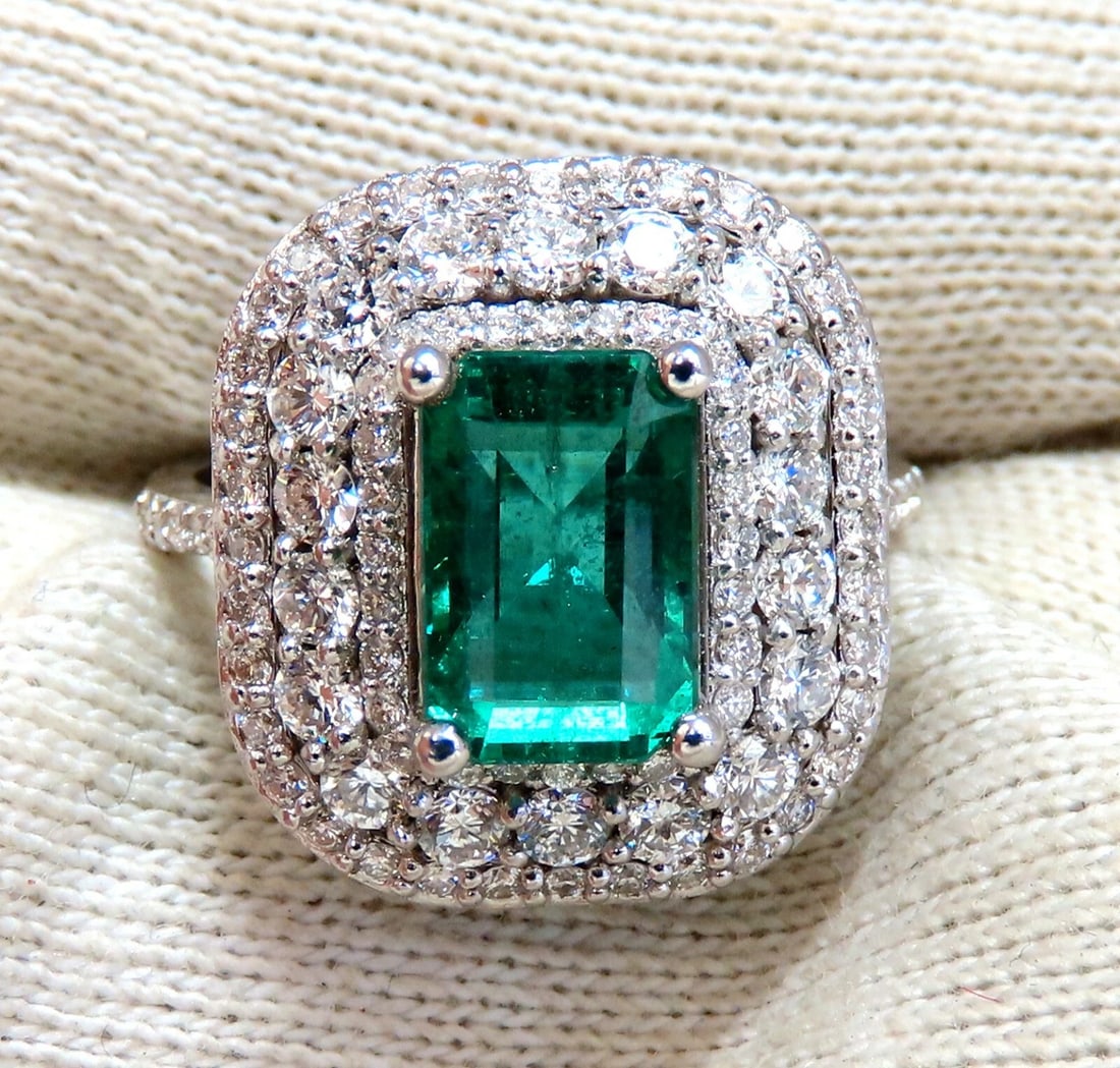 2.70ct Natural Emerald 2.10ct Diamonds Cluster Halo Ring 14kt Fine Select - 5
