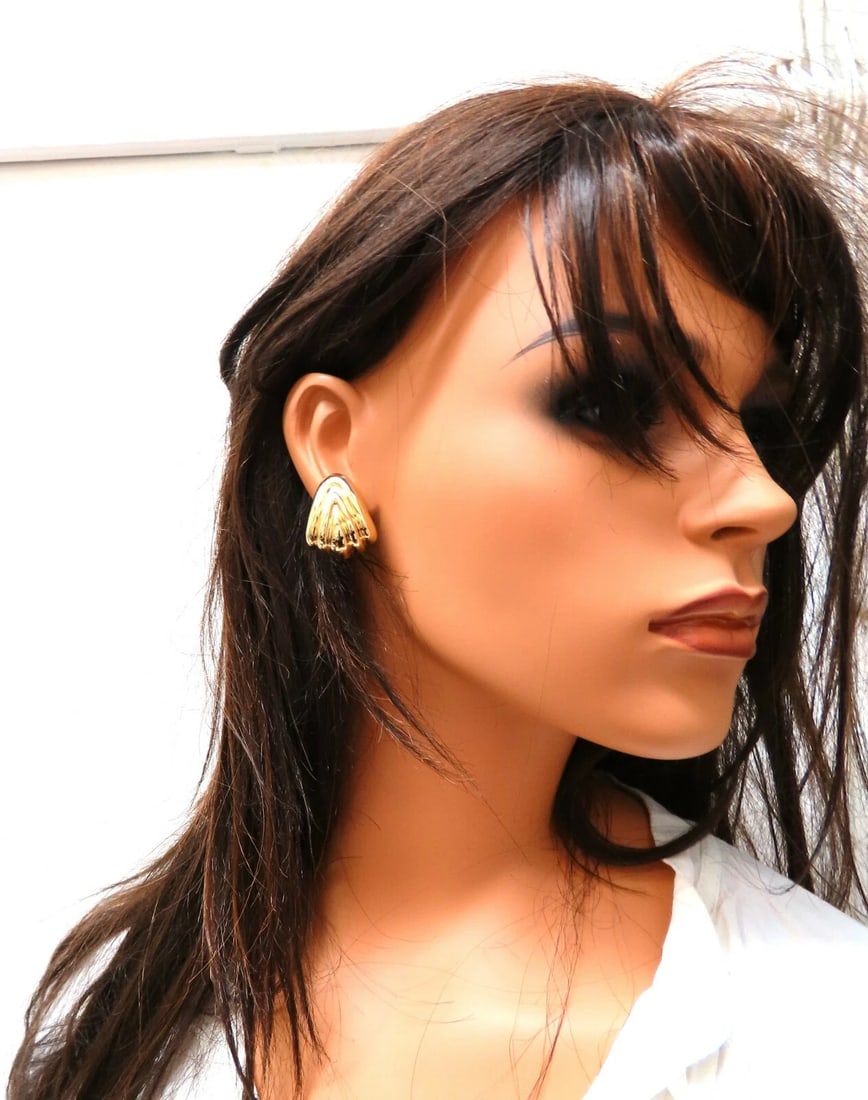 14kt Gold Textured Iconic Clip Earrings & Omega - 7