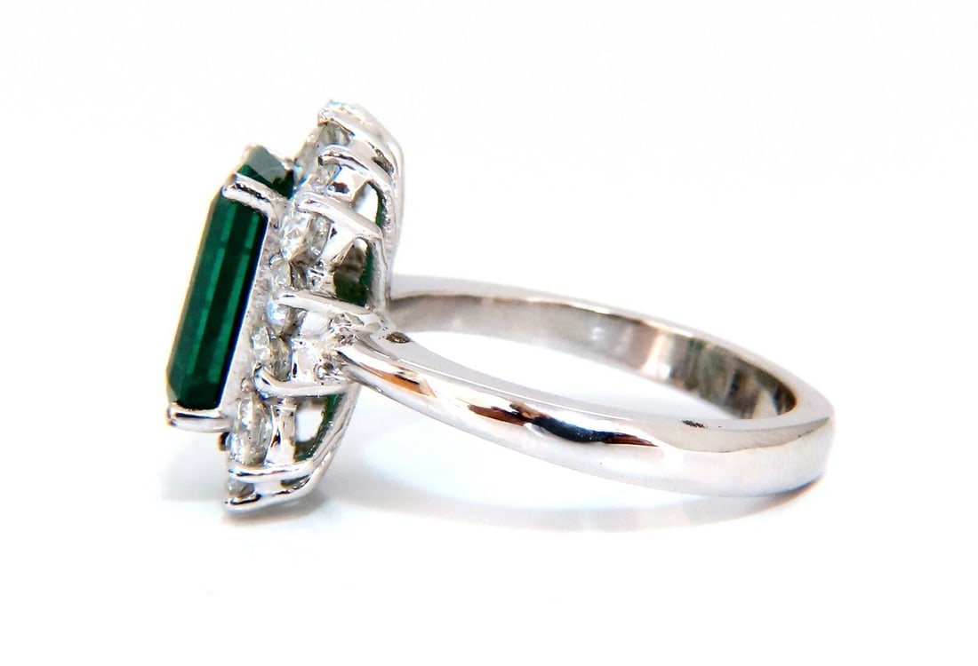 5.07ct Natural Emerald Diamonds Cluster Halo Ring 14kt - 4