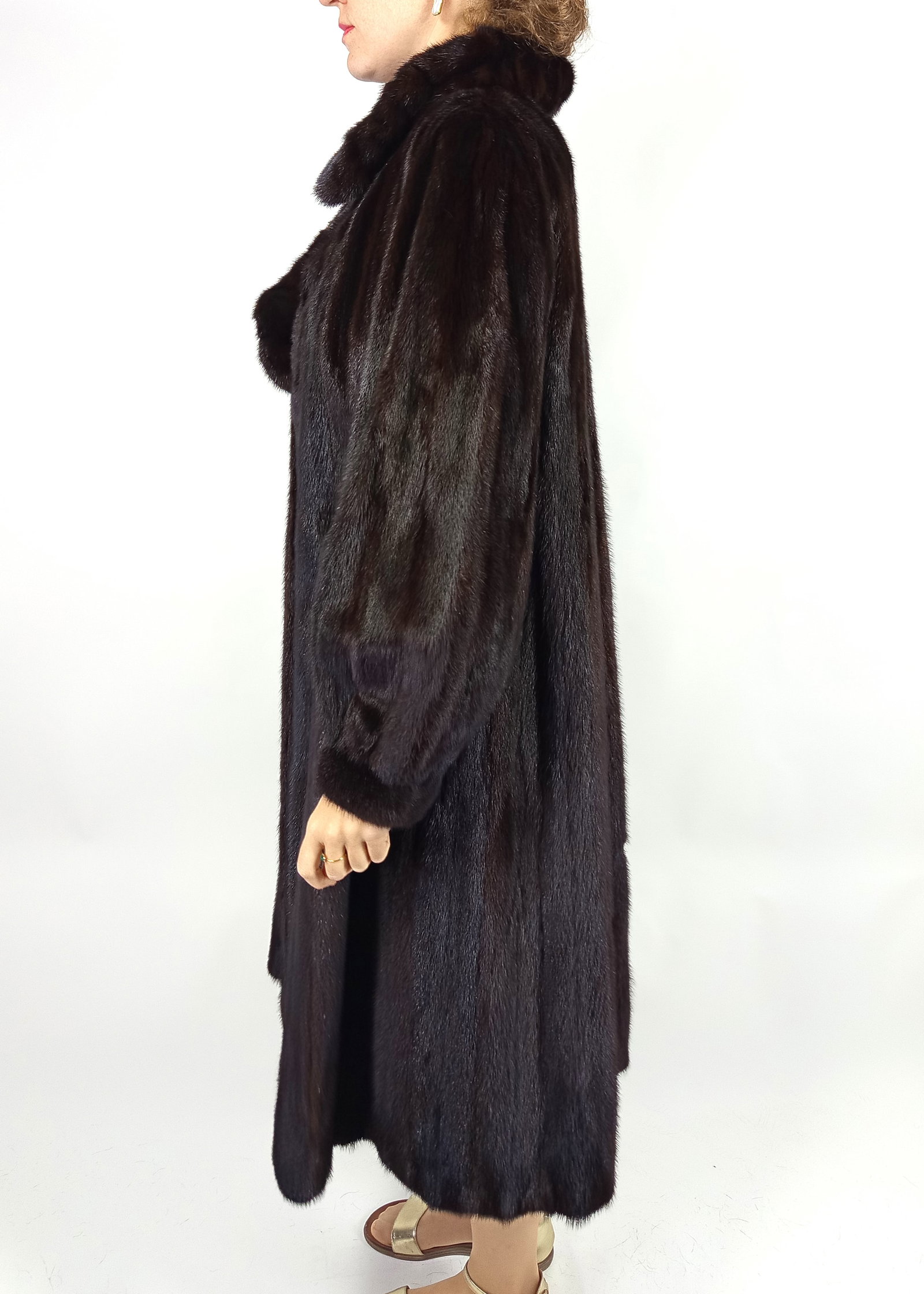 LONG BROWN MINK FUR COAT EU: XL ; US: 20 - 5
