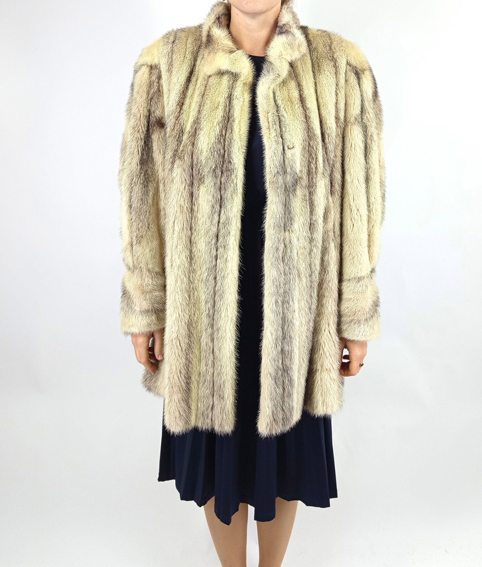 BLACK CROSS MINK FUR JACKET EU: XL ; US: 20 - 4