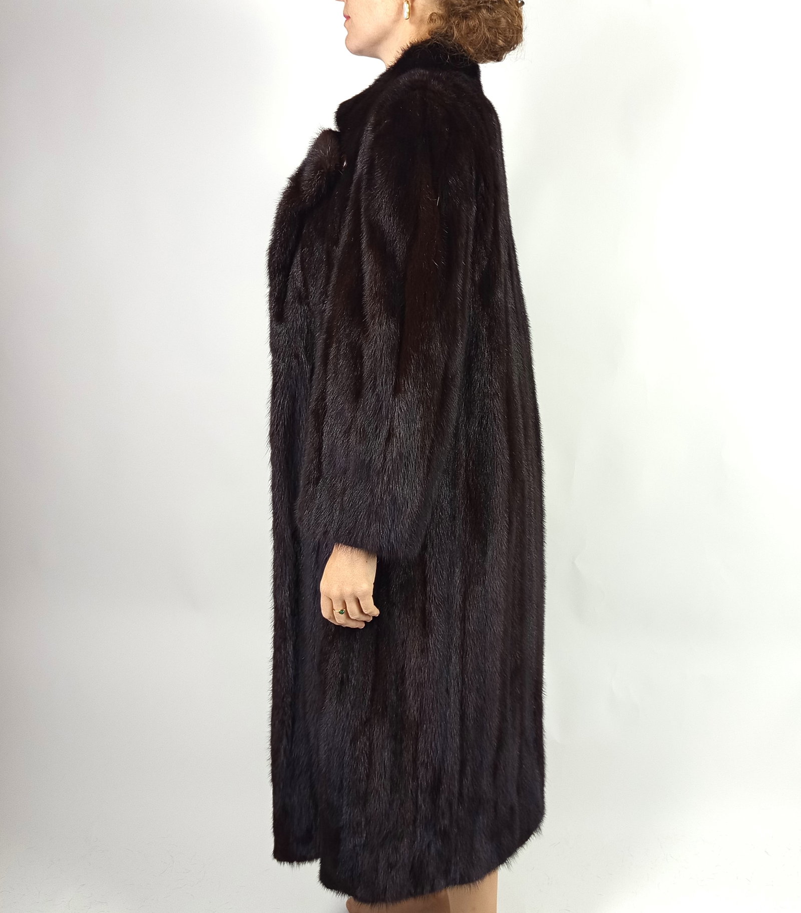 LONG MAHOGANY MINK FUR COAT EU: XL ; US: 18 - 5