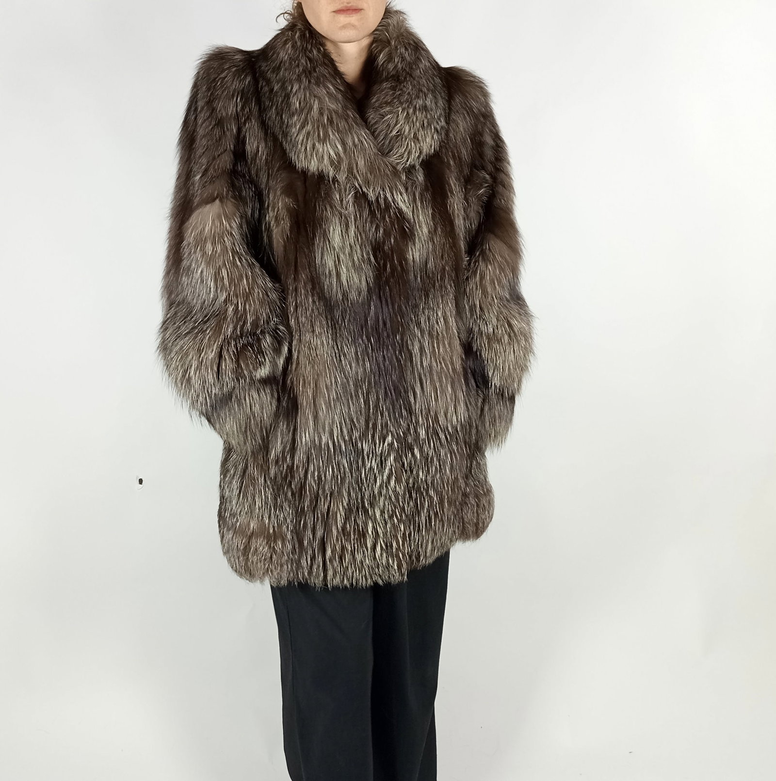FLUFFY SILVER FOX FUR JACKET EU: L ; US: 16 - 2