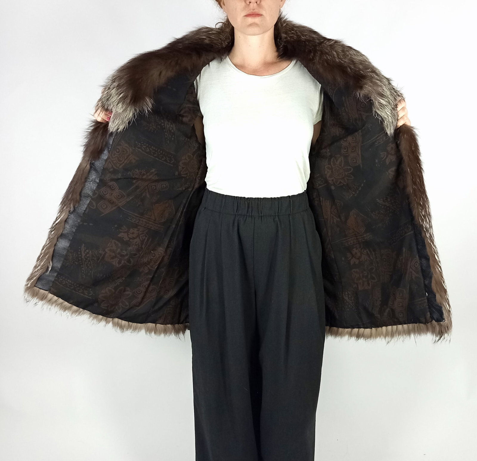 FLUFFY SILVER FOX FUR JACKET EU: L ; US: 16 - 5