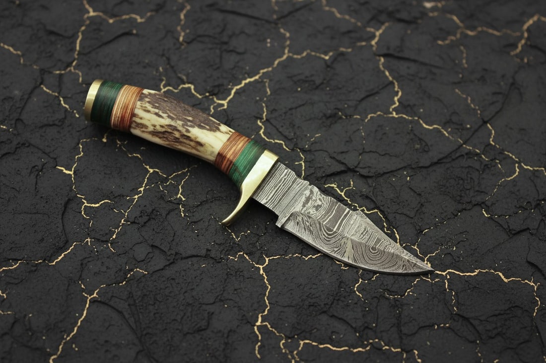 Handmade Damascus Hunting Knife Stag Antler Handle Custom Forged Sheath (1 of 9)