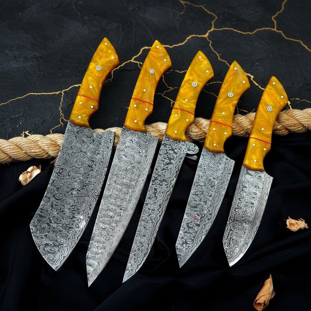 5Pc Damascus Steel Chef Knife Set Hammered Raindrop Blade With Leather Roll: Title:5Pc Damascus Steel Chef Knife Set Hammered Raindrop Blade With Leather Roll Description:This high-quality chef set includes five hand-forged knives and a cowhide leather carrying bag as shown