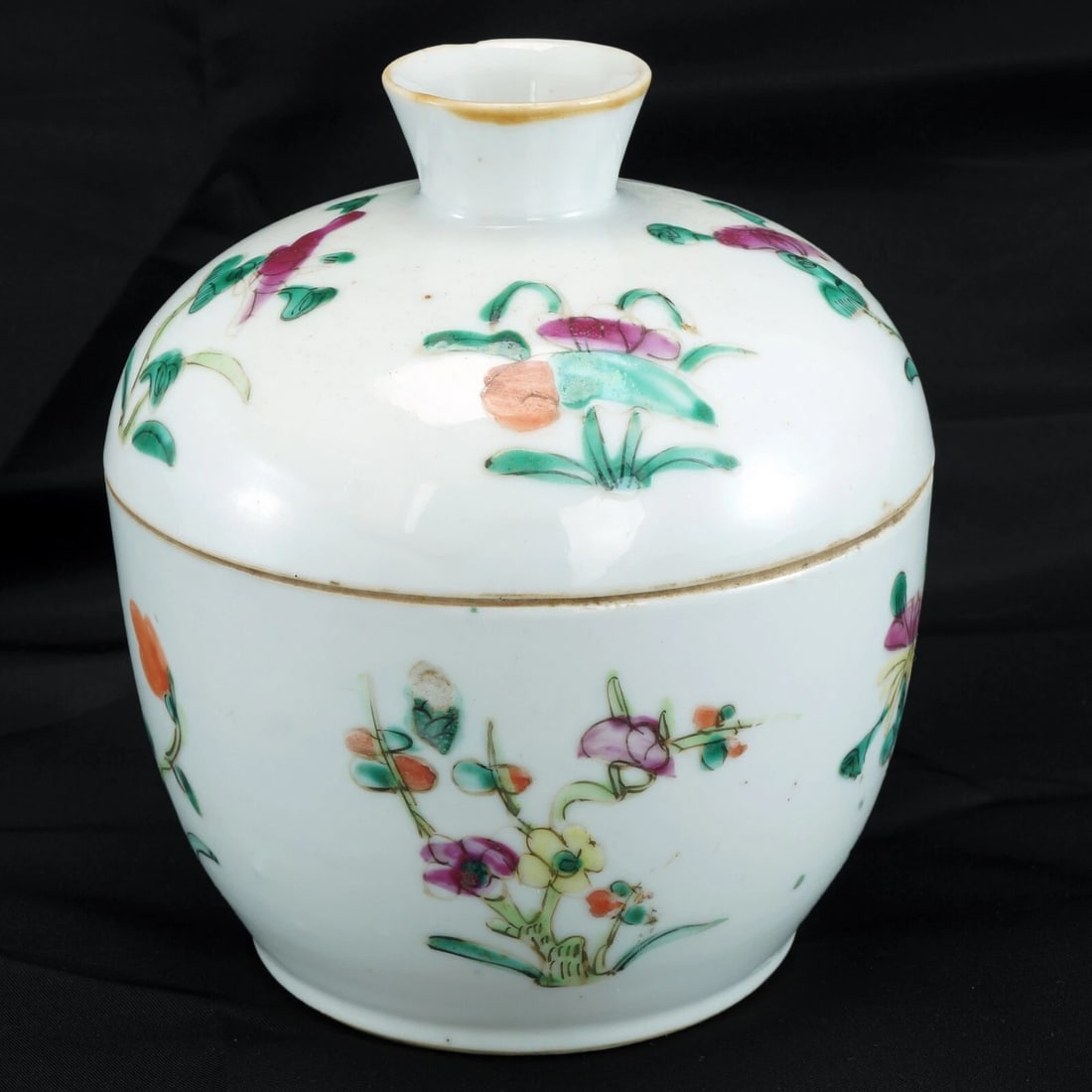 Qing/Republic Chinese Food Container: Title:Qing/Republic Chinese Food Container Size:4 3/4 in (12.1 cm) diameter x 5 1/2 in (14.0 cm) tall. Description:A colorful polychrome enamel lidded food container that was saw regular use. The mold