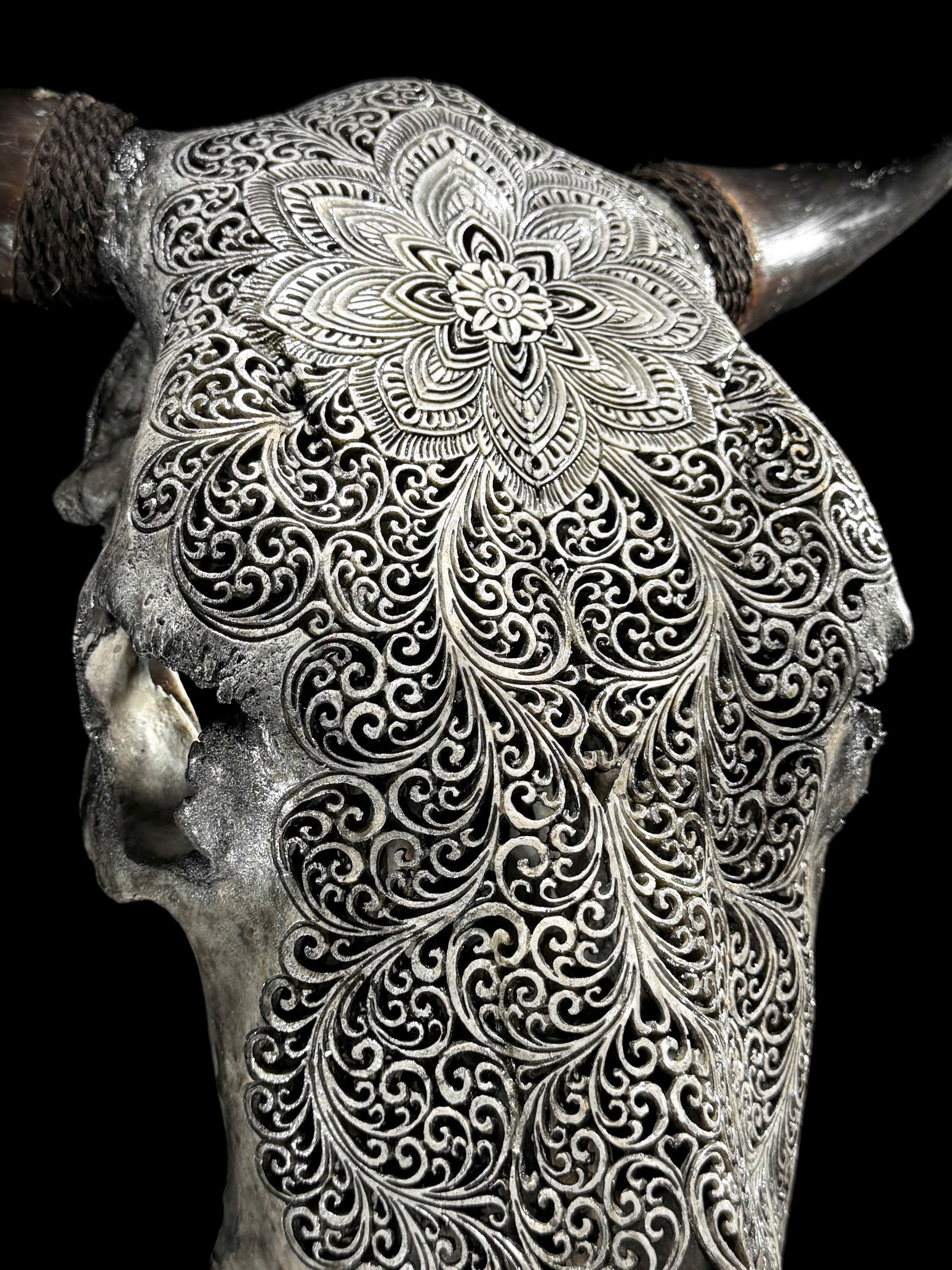 Grey bull's skull - Flower mandala motif - 5