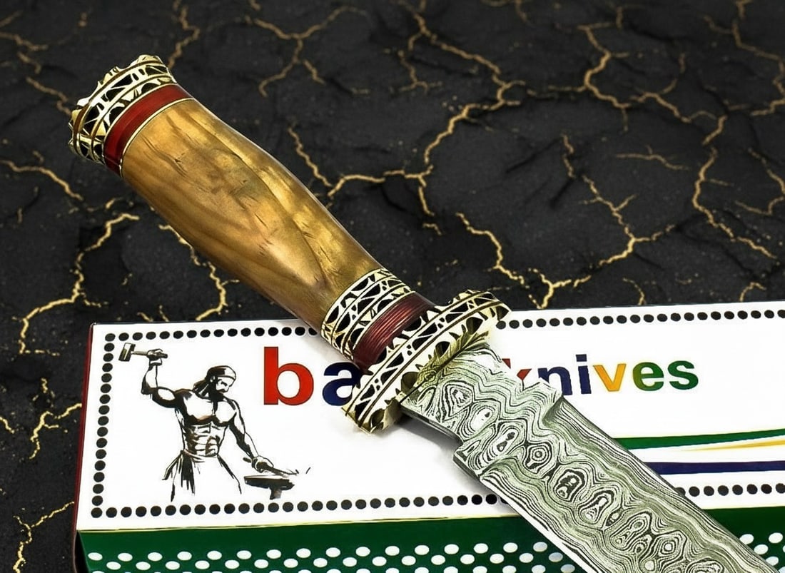 13.9" Handmade Damascus Steel Hunting Dagger Knife with Wood Handle - 3
