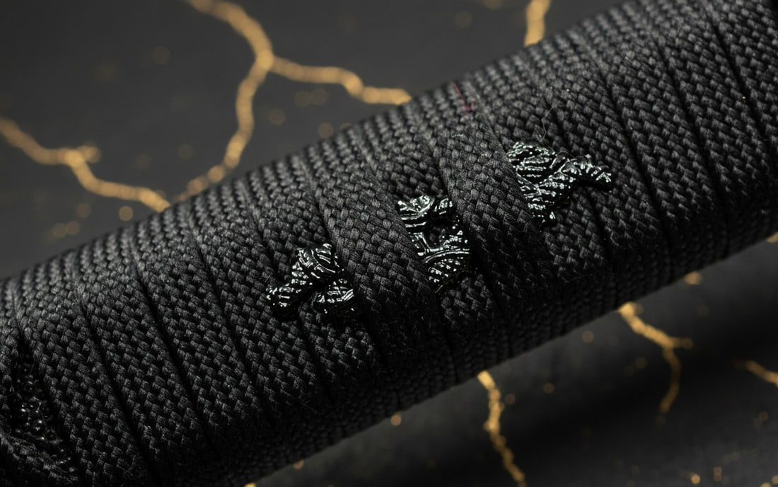Hand-Forged Damascus Steel Katana Sharp Folded Blade Functional Samurai Sword - 5