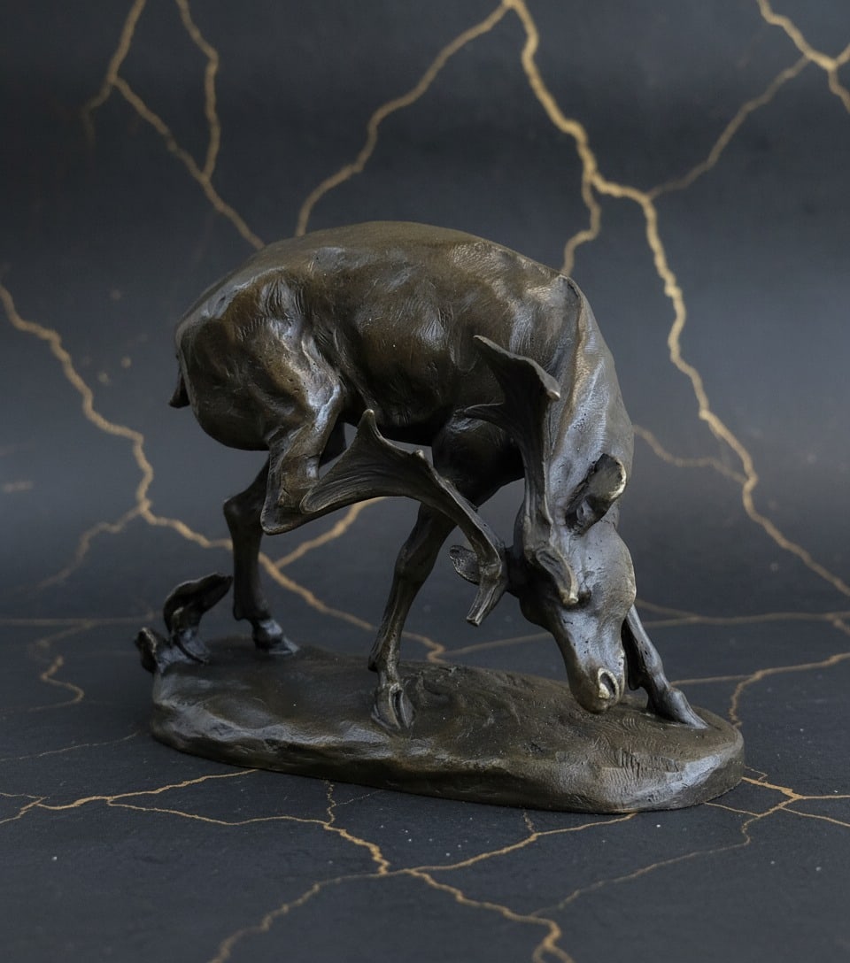 Wildlife Stag Deer Sculpture Bronze & Marble Base Lodge Decor Art Statue: Title:Wildlife Stag Deer Sculpture Bronze & Marble Base Lodge Decor Art Statue Description:This magnificent bronze sculpture captures the essence of a young male deer in a moment of casual yet strikin