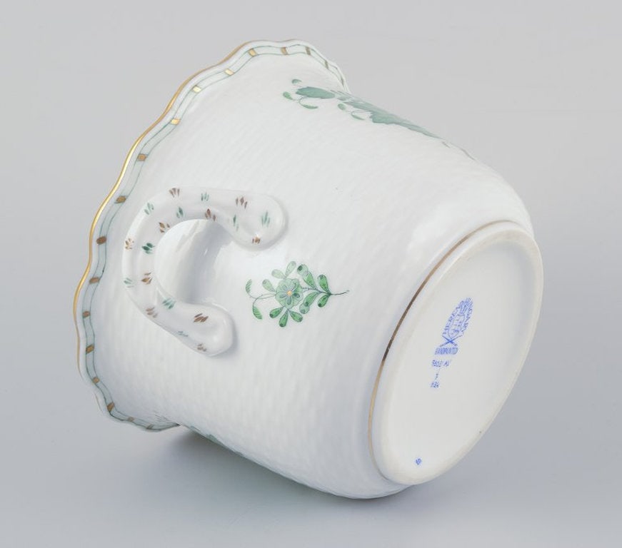 Herend, Hungary. Chinese Bouquet Apponyi Green. Porcelain flowerpot with handles. Mid-20th century. - 6