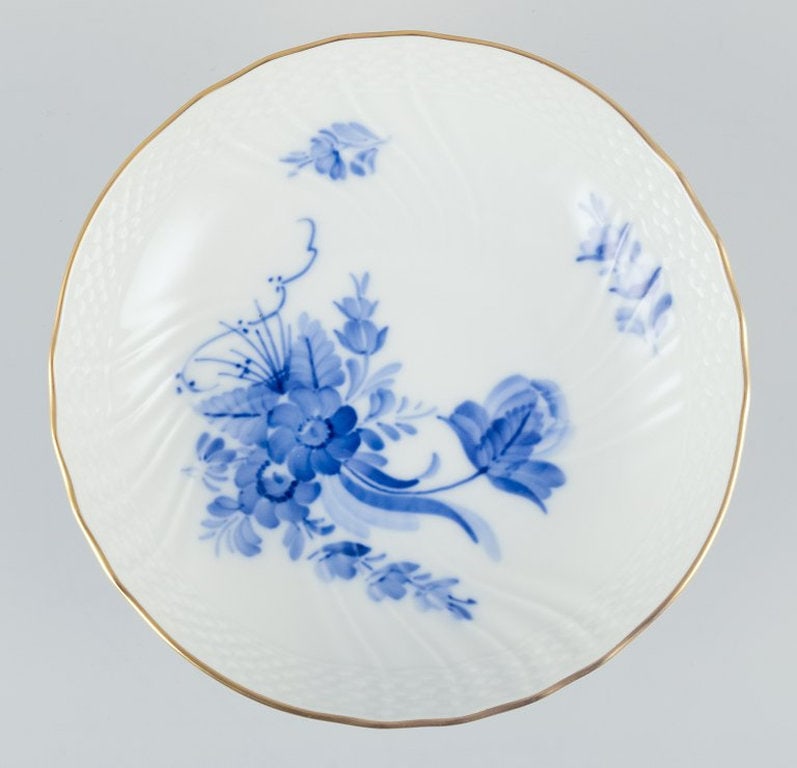 Royal Copenhagen Blue Flower Curved. Low porcelain centerpiece/cake dish. 1980-1984. - 3