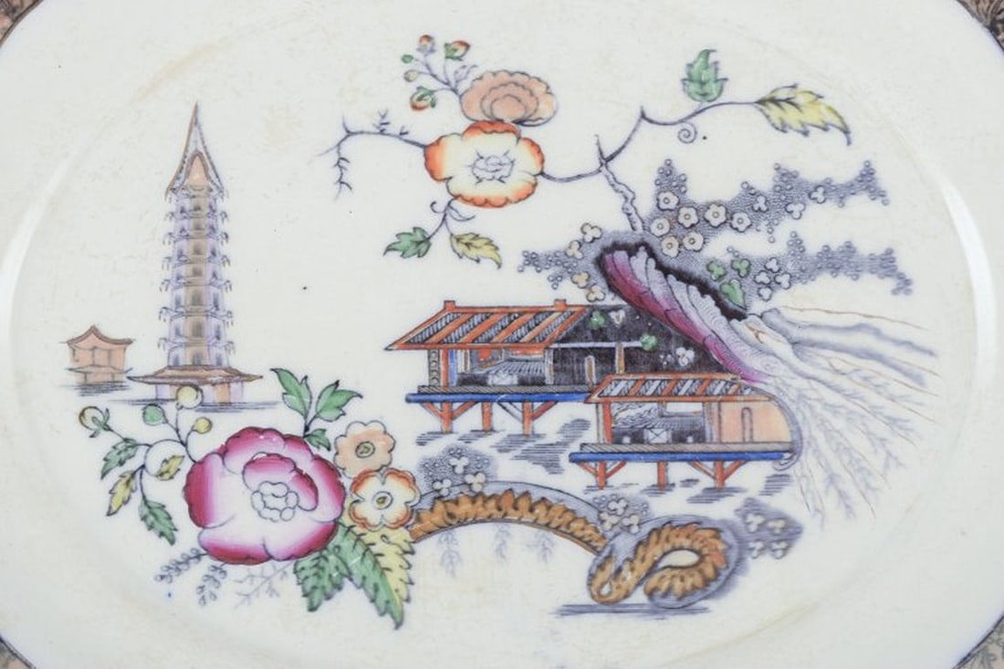 Rorstrand, Sweden. Two oval 'Japan' dishes made of faience. Early 20th century. - 3