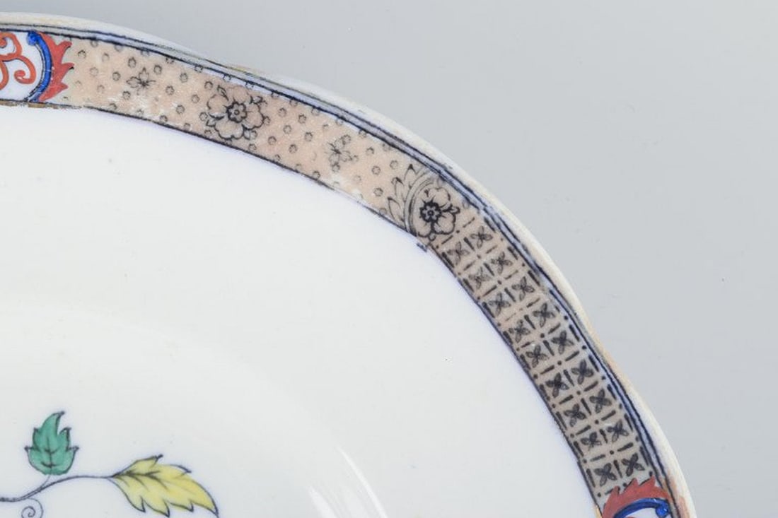 Rorstrand, Sweden. Large oval 'Japan' dish made of faience. Early 20th century. - 4