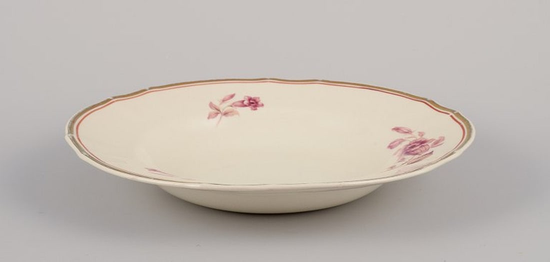 Arabia, Finland. A set of seven deep 'Myrna' faience plates. Approximately 1940s. - 6